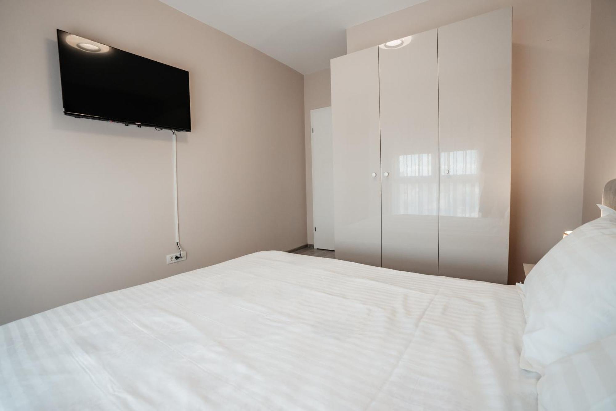 Sunrise View Apartment Oradea Eksteriør bilde